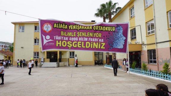 Aliağa Yenişakran Ortaokulu 4006 Tübitak Bilim Fuarı açıldı...