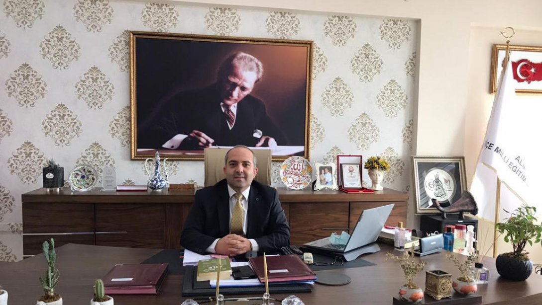 İlçe Milli Eğitim Müdürümüz Dr. Erdoğan AKYÜZ'ün 2021-2022 Eğitim Öğretim Yılı İkinci Dönem Mesajı